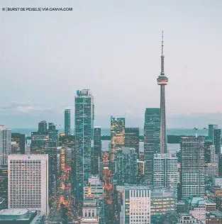 Toronto Qual a melhor cidade do Canadá para brasileiros